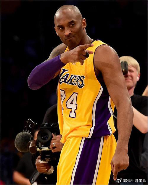 开云-哈登：我三节砍60分，科比：我三节62分，他：麻烦让一让|科比·布莱恩特|詹姆斯·哈登|张伯伦|克雷·汤普森|NBA_新浪体育_新浪新闻