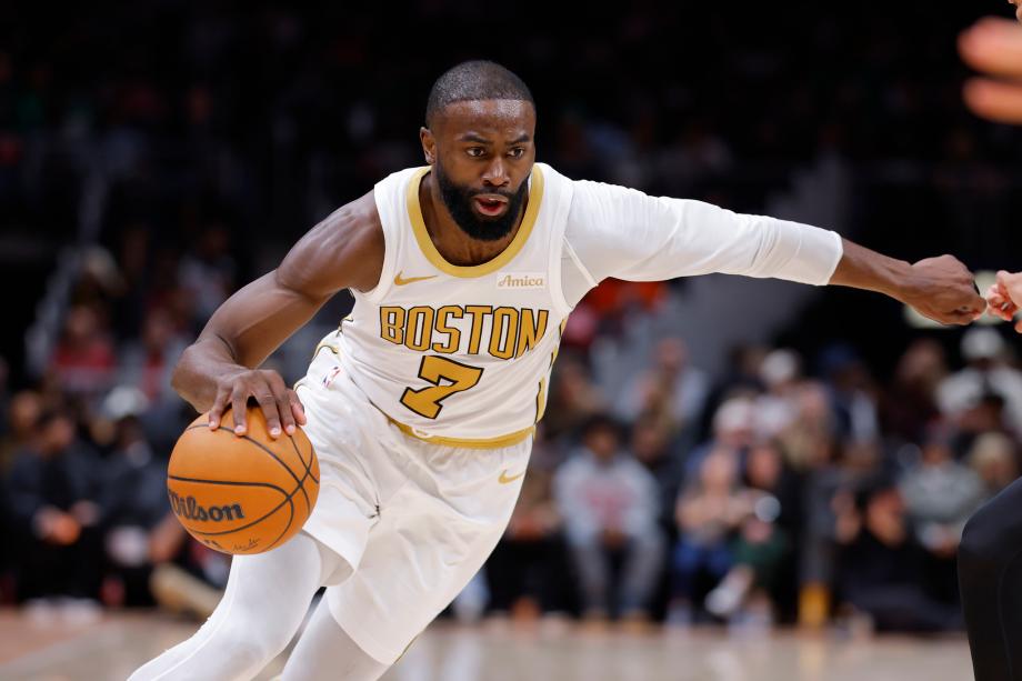 开云体育入口-布朗41+6 凯尔特人次节52分创队史记录大胜老鹰