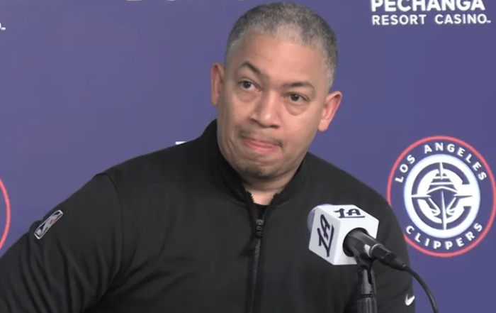 kaiyun-泰伦卢盛赞哈登扛起球队！快船距前六仅4.5胜场 官方晒8数据力挺登哥|詹姆斯·哈登|菲尼克斯太阳队|洛杉矶湖人队|波特兰开拓者队|金州勇士队_新浪体育_新浪新闻