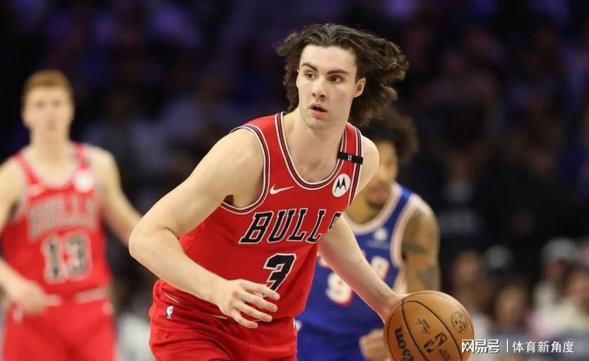 开云官网-厉害，21+6+5，重伤归来，替补登场依旧锋芒毕露