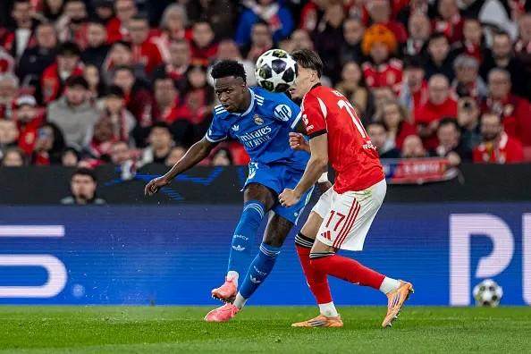 开云APP-世界波制胜投诉让比赛中断 熊皇助皇马抢得先机